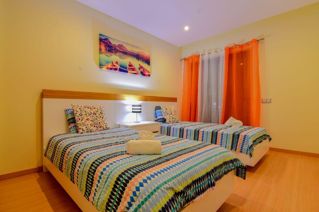 Stunning Villa With Pool 阿尔布费拉 外观 照片